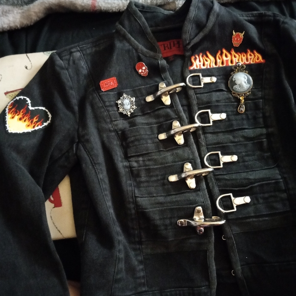 SOLD! ⭐️Vintage tripp nyc custom hellfire/stone temple pilots buckle jacket! - Picture 3 of 13